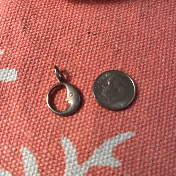 Tiffany & Co. Man in the Moon Pendant - Picture 8 of 8